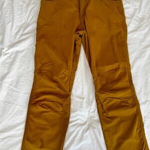 Patagonia Men's Tenpenny Pants. 30” Regular color Golden Brown Chinos